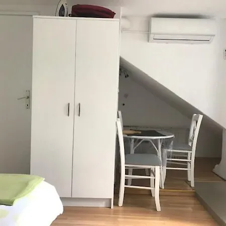 Skenderi Apartment Crikvenica