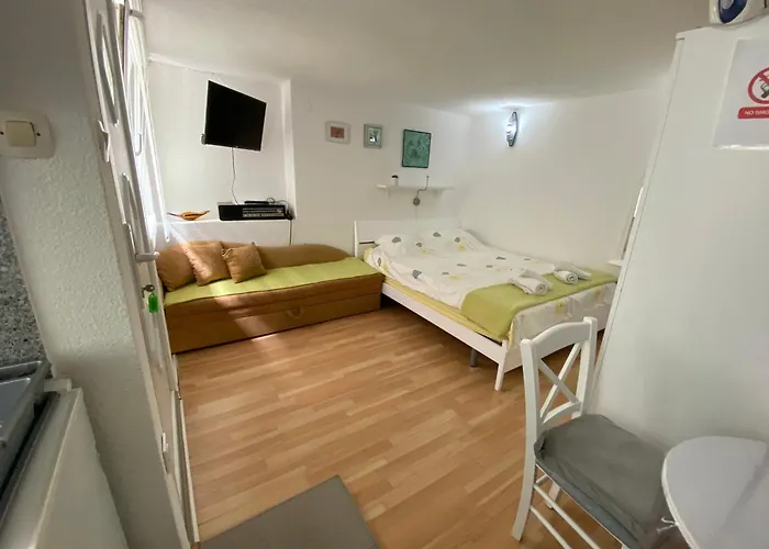 Skenderi * Crikvenica