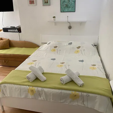 Apartman Skenderi *